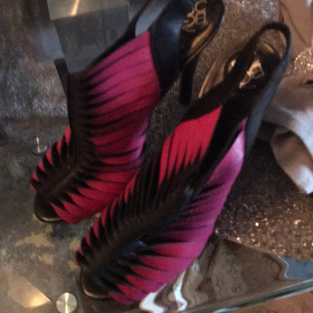 BCBG shoes